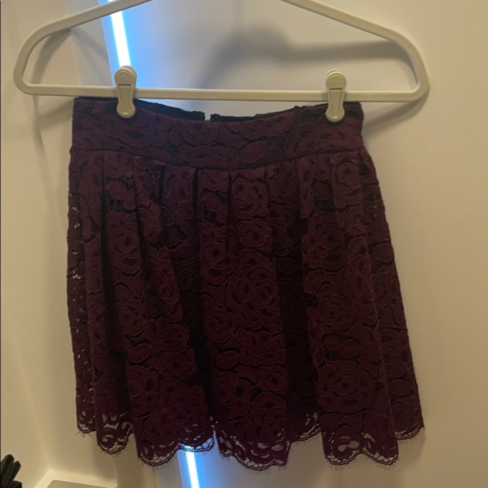 Alice + Olivia dark purple lace skirt - Picture 5 of 11